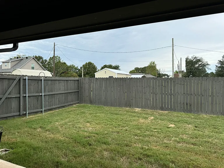 Manchester Heights — Photo 31