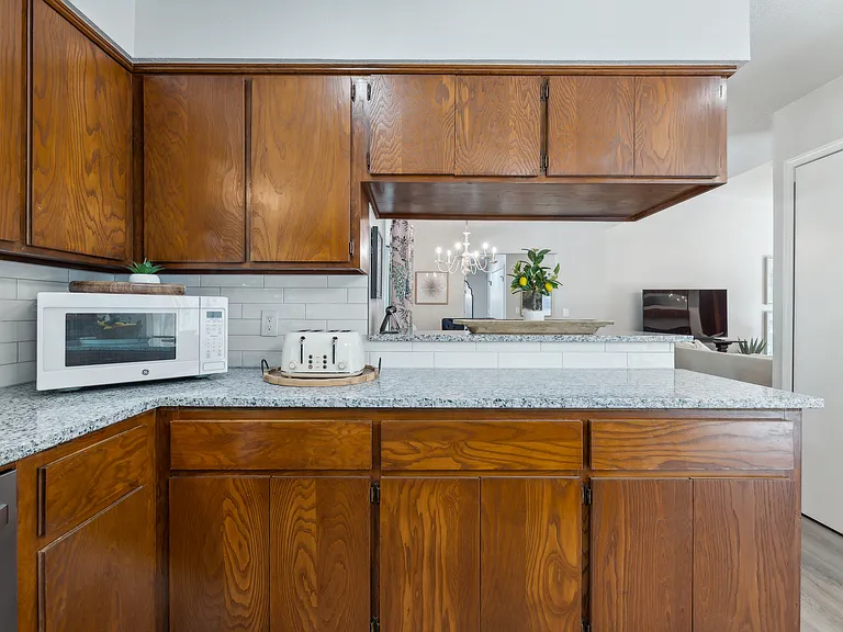 3911 Morrison Cir — Photo 18