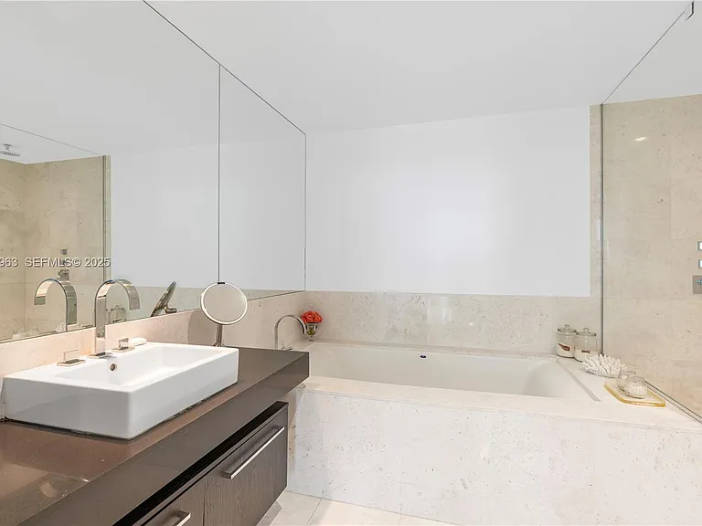 17121 Collins Ave #903 — Photo 16