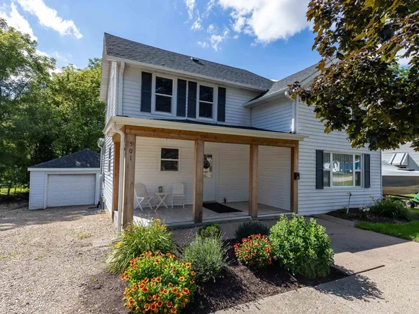 501 Livingston Ave, East Dubuque, IL 61025