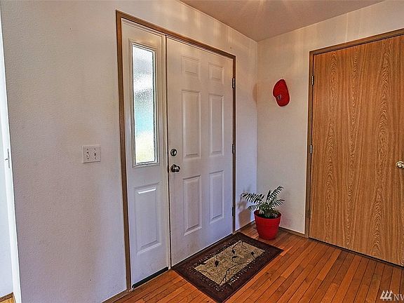 2nd image of 6242 Grandridge Dr SE