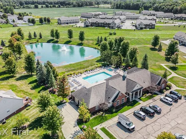 22056 Andover Dr #93, Macomb, MI 48042