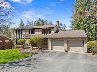 132 Chalburn Rd, Vestal, NY 13850