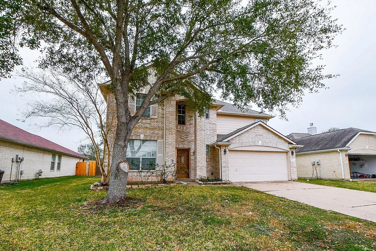 Building Photo - 9641 Weldridge Dr