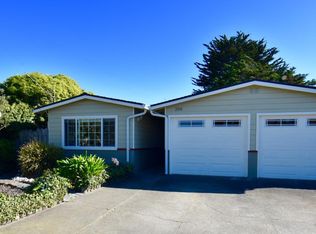 250 Grove St, Half Moon Bay, CA 94019