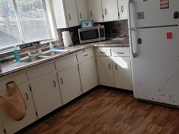 5th image of 402 Penn Ave N