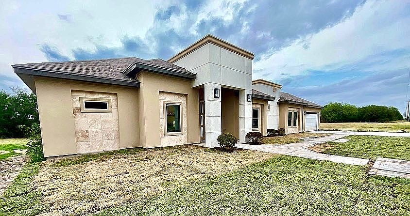 2nd image of 993 Villa Blvd