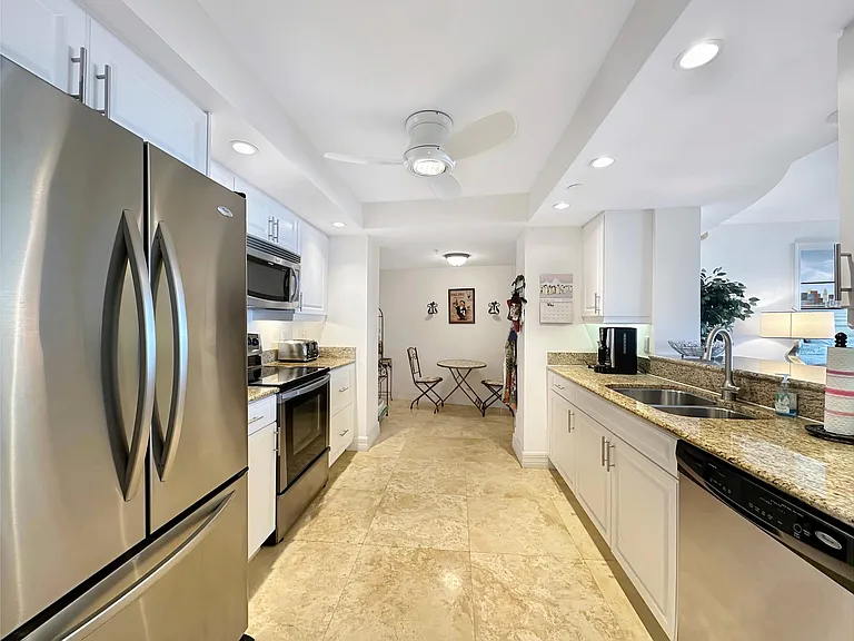 3000 N Ocean Dr #40E — Photo 5