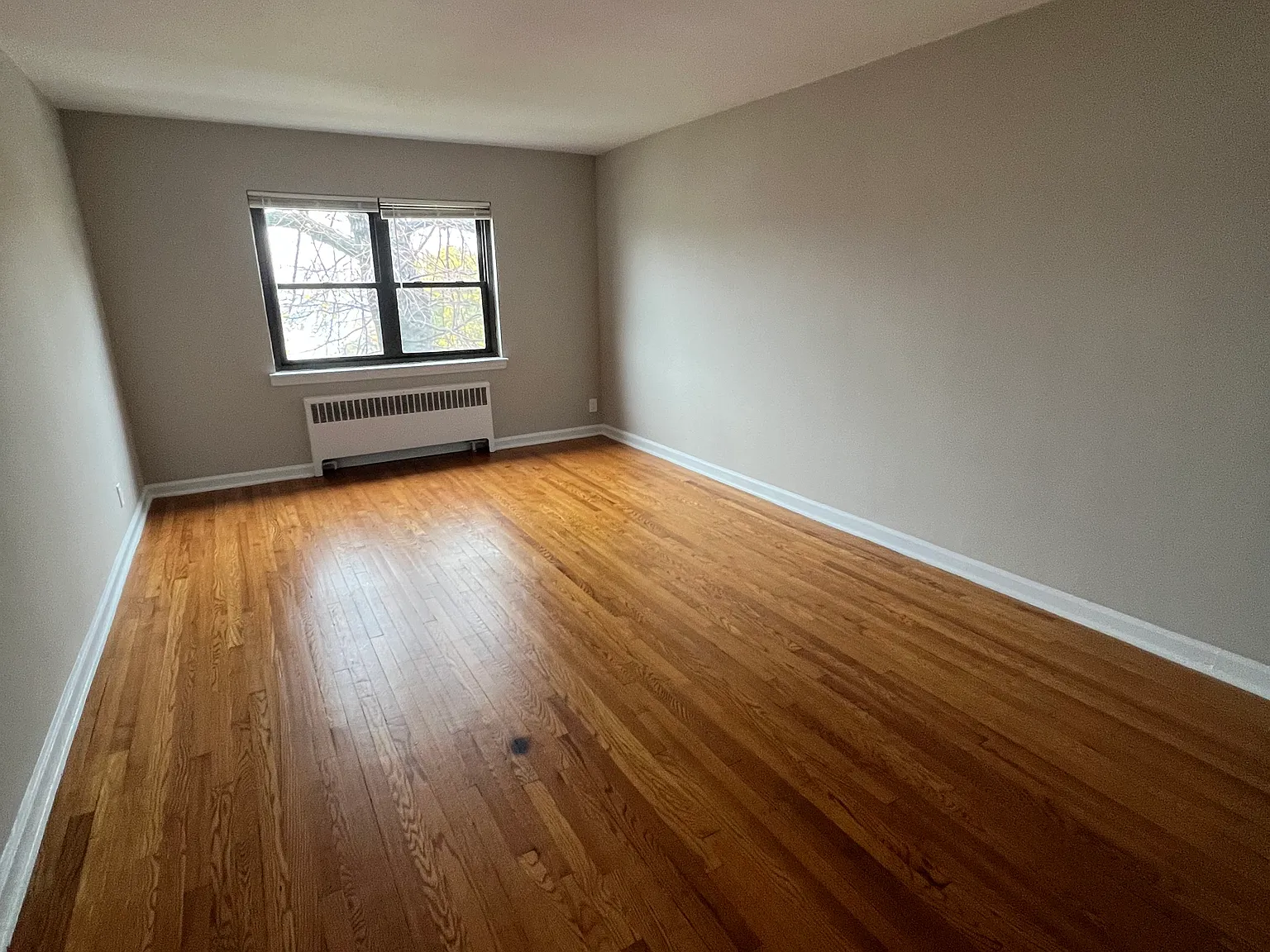 1 bed, $2,075 — Photo 4
