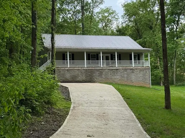 482 Whispering Woods Rd, Glasgow, KY 42141