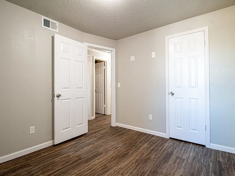 4101 SE 45th St — Photo 49
