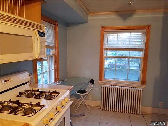 2nd image of 494 Main St APT 2