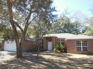 56 Cedar Pl, Freeport, FL 32439