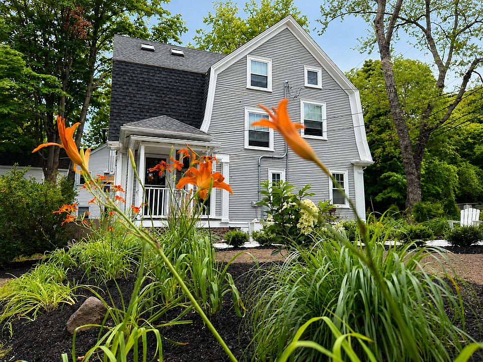 1st image of 247 Hale St #2