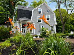 247 Hale St #2, Beverly, MA 01915