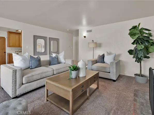 7440 Ridgeway Dr, Buena Park, CA 90620