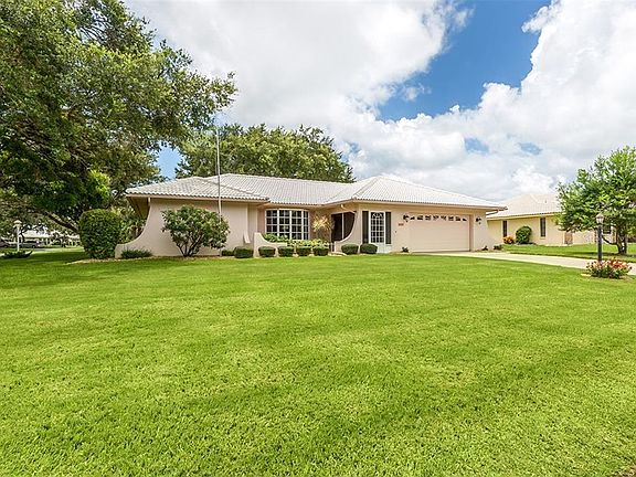 5th image of 324 Rubens Dr