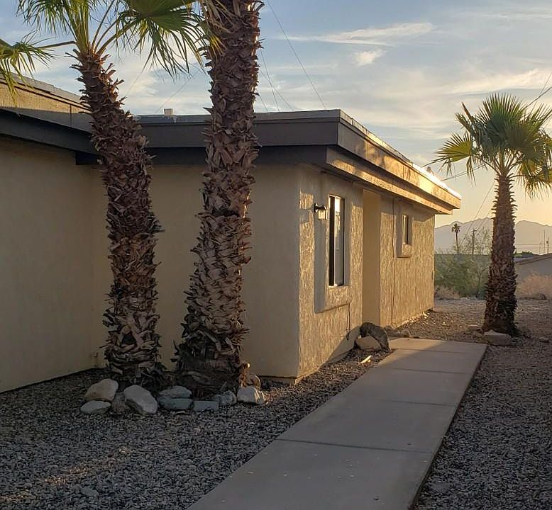 Front Entry's view north
