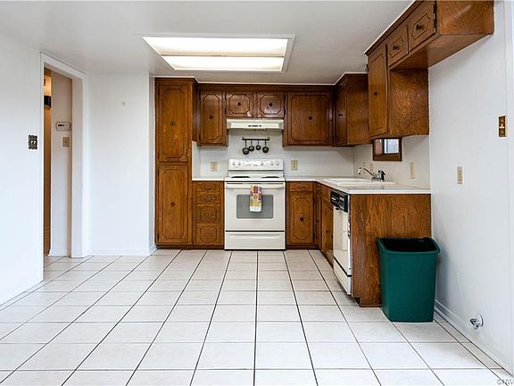 4th image of 7312 Marseille Dr
