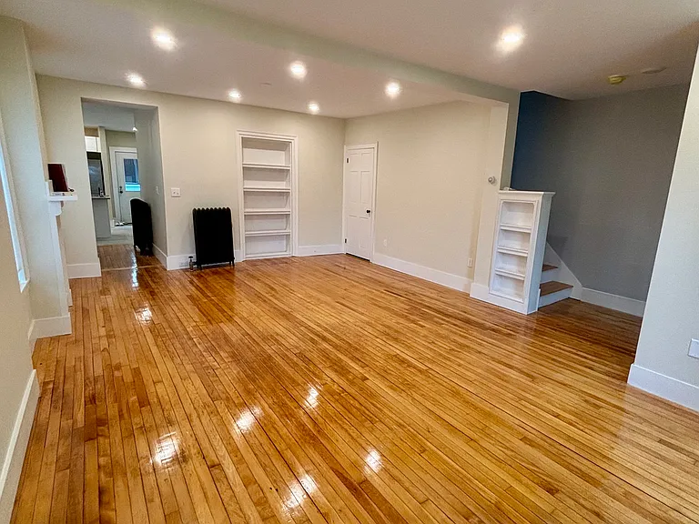 7 Concord St — Photo 4