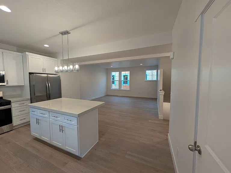 7357 S Wood Lily Ct — Photo 14