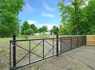 St Andrews Rd, Walden, NY 12586