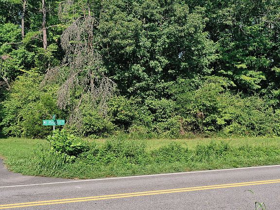 4th image of Beargrass Rd