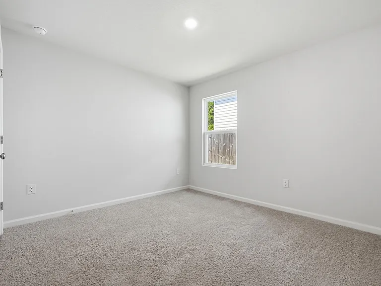5367 Peach Dr — Photo 13