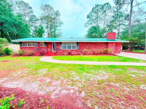 1009 Dogwood Dr, Geneva, AL 36340