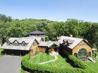 161 Peachcroft Dr, Bernardsville, NJ 07924