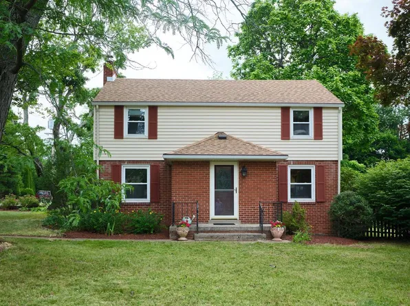 451 N Main St, Chalfont, PA 18914