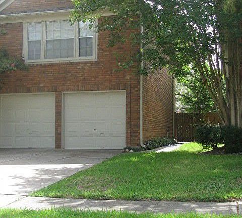 3rd image of 3107 Clyburn Ct