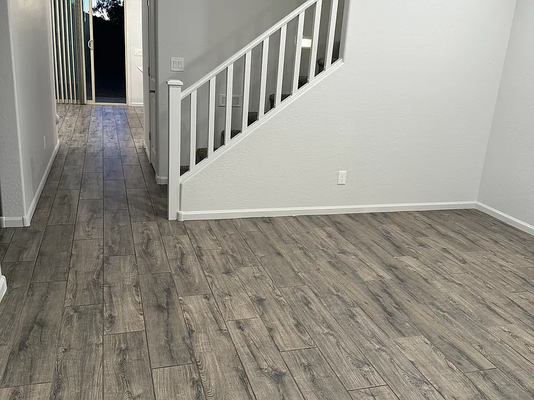 4550 N 92nd Ln — Photo 22