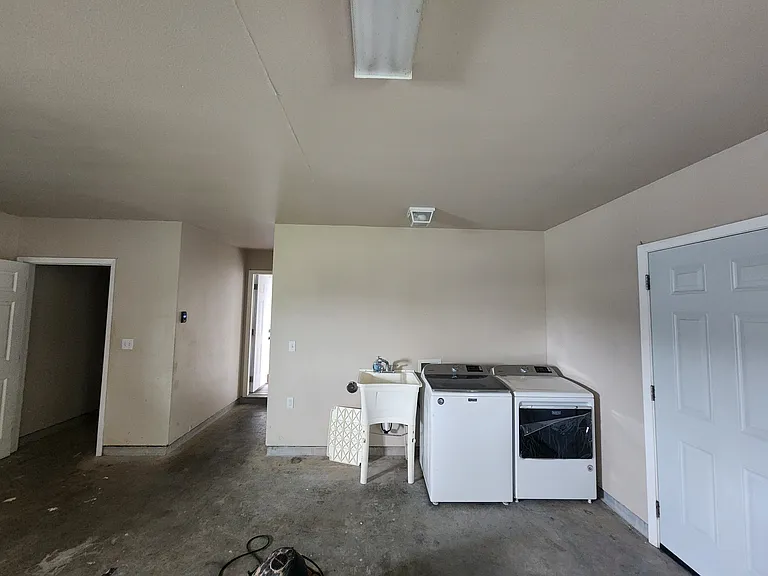 Uilani Dr — Photo 12