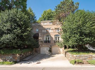 4613 Charleston Ter NW, Washington, DC 20007