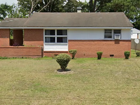 1221 Ferndale Ln, Kinston, NC 28501