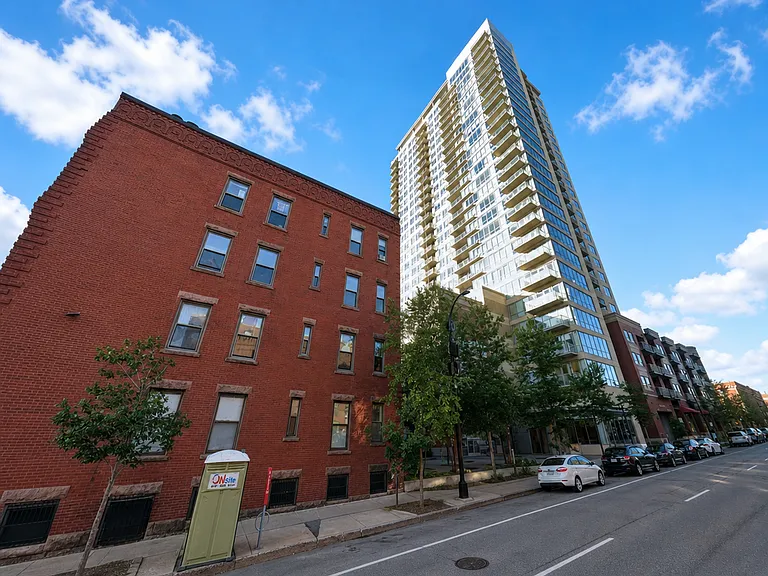 929 Portland Ave #2105 — Photo 17