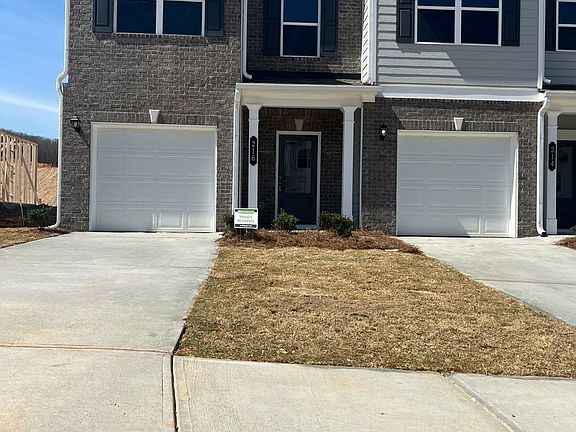4th image of 216 Dupont Dr #93