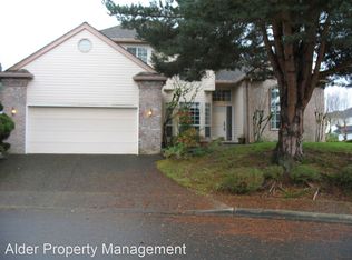 17527 NW Country Dr, Portland, OR