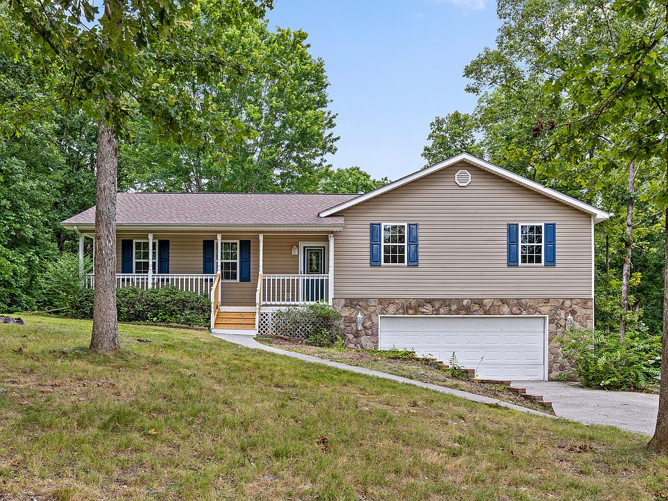 1st image of 5031 Village Dr