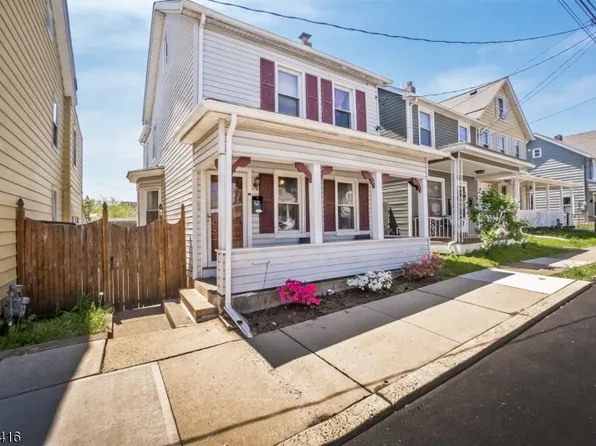 62 Lewis St, Phillipsburg Town, NJ 08865