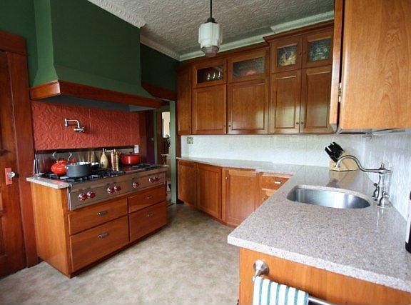 Gourmet Kitchen