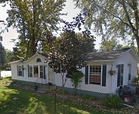 1st image of 3352 91st Dr NE