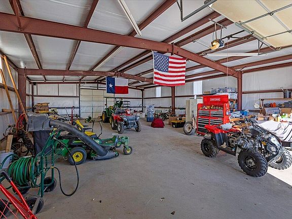 4th image of 8910 Dove Rd