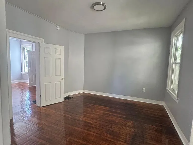 5 Gilbert Ave #1 — Photo 5