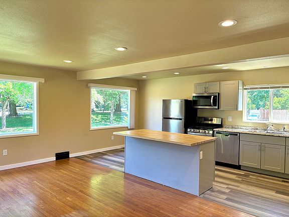 2nd image of 7036 N Westanna Ave