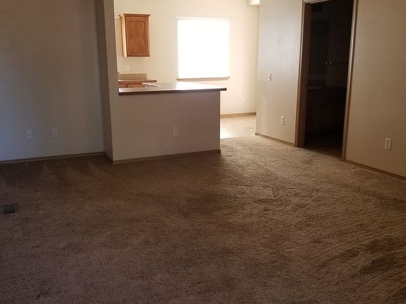 5th image of 916 N Bluffwood Ln APT 12