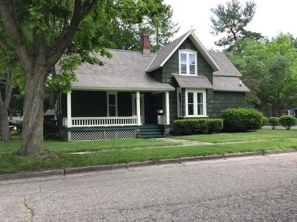 321 S Anderson St, Plainwell, MI 49080
