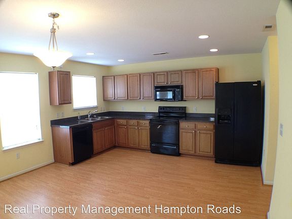 2nd image of 3651 Cape Henry Ave