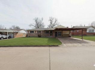 6208 SE 8th St, Midwest City, OK 73110